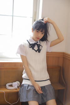 大屁股妇女流出白浆