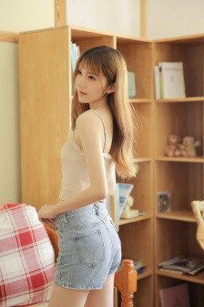麻花传md0174董小宛